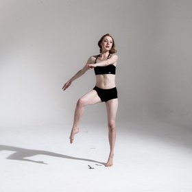 Female ballet 11 — figure reference